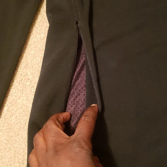 The North Face Women's Flight Series Black Jacket - Picture 9 of 16